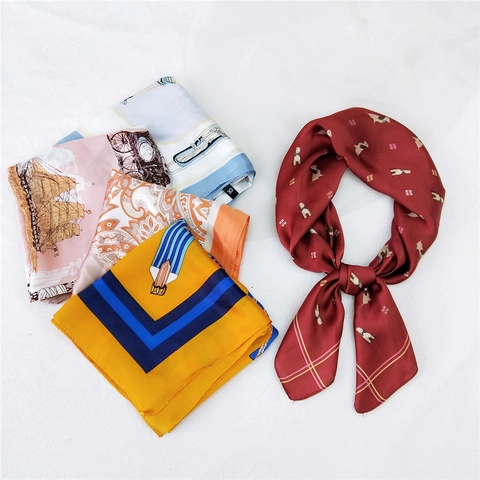 Foulard Quadrato In Simil Raso Satin Stampato Collo Testa Capelli Bandana Per Donna Elegante Alla Moda Multi Fantasia