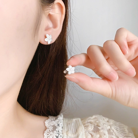 Pendientes De Botón Flor Plumeria Esmerilada Con Circonita Cobre Plateado Cierre De Rosca Para Mujer Estilo Fresco