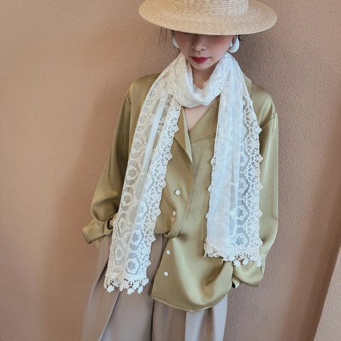 Élégante Écharpe Longue en Dentelle pour Femmes Motif Floral Ajouré Vintage Maille Transparente Cravate Rétro Châle Décoratif Toutes Saisons
