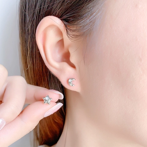 Asymmetric Star Moon Stud Earrings Copper Hammered Texture White Gemstone 925 Sterling Silver Earring Post Cool Jewelry Women