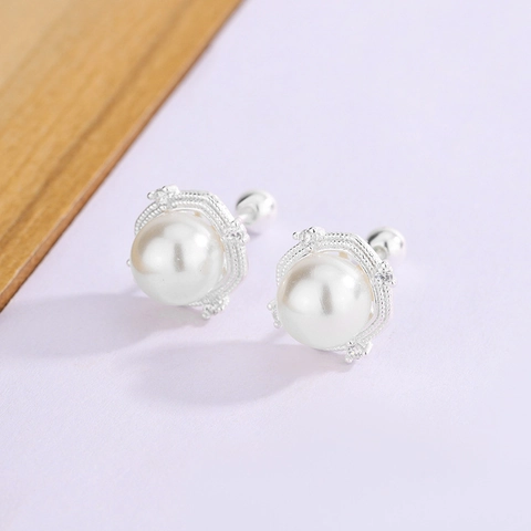 Boucles D'Oreilles Puces Künstliche Perle Blanche Élégantes Pour Femmes Cuivre Géométrique Micro Inlay Zircon Dos À Vis À Bille