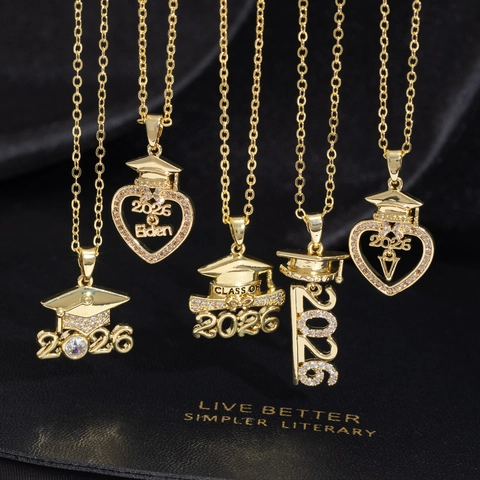 Copper Gold Plated Graduation Necklace Heart Mortarboard Zircon Pendant Class Of 2026 Commemorative Gift Jewelry For Women
