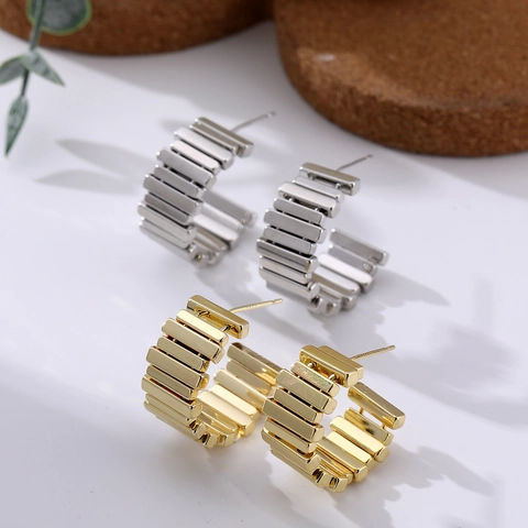 Geometrische C-Vorm Hoop Stud Oorbellen Voor Dames Koper Verguld Met Zilveren Oorbelpost Onregelmatige Minimalistische Sieraden