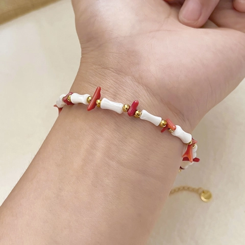 Bracciale Con Perline In Acciaio Inossidabile Vintage Perline Bianche A Forma Di Osso E Ciondoli A Ramo Di Corallo Rosso