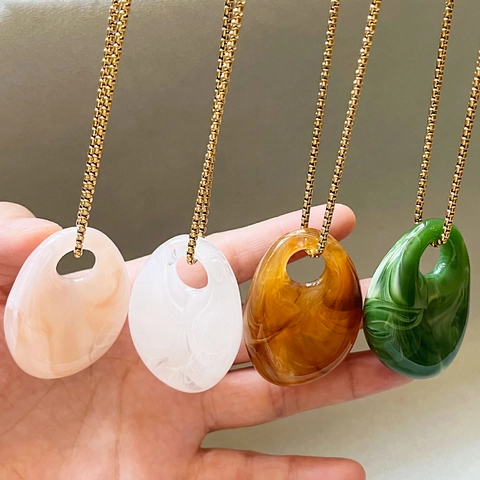 Collier Pendentif Géométrique Chaîne Acier Inoxydable Goutte Eau Creuse Texture Marbre Acrylique Chaîne Pull Femmes