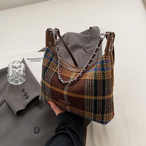 Borsa A Spalla Hobo In Lana A Quadri Rétro Con Placca Triangolare E Tracolla A Catena In Metallo Moda Vintage Donna