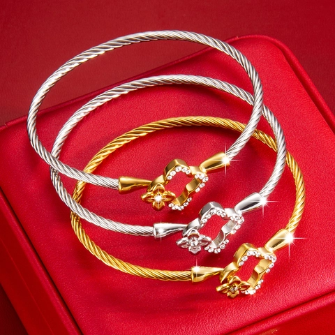 Luxueux Bracelet Jonc en Acier Inoxydable avec Trèfle à Quatre Feuilles et Câble pour Femme Plaque Or 18K Zircone Fleur