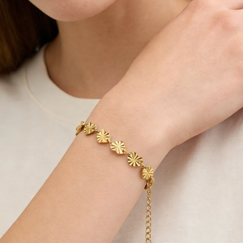 Bracciale A Maglie A Cuore Acciaio Inossidabile Placcato Oro Motivo A Raggiera Texture Radiale Regolabile Gioielli Per Donna