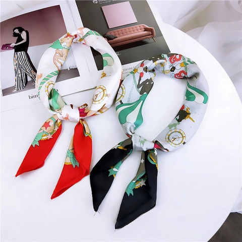 Foulard Quadrato in Satin Vintage da Donna Stile Ins Coreano Foulard Decorativo Stampato Sciarpa di Moda Versatile per Ufficio Quotidiano