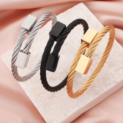 Edelstahl Gedrehtes Kabel Draht Offener Armreif Quadratische Enden Industrial Punk Minimalistischer Schmuck