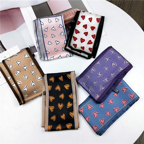 Foulard Twilly En Satin Soyeux Imprimé Cœur Cravate Mince Femme Mode Bandeau Cheveux Ruban De Sac Double Face