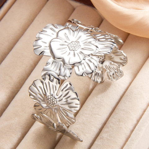 Vintage 3D Floral Open Cuff Bangle Stainless Steel Embossed Wide Adjustable Bracelet Luxury Jewelry For Women