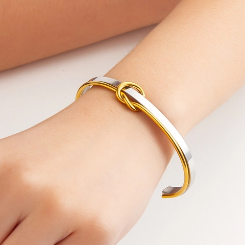 Knot Bangle Bracelet Two Tone Titanium Steel 18K Gold Plated Open Adjustable Minimalist Jewelry For Women Elegant Accessory
