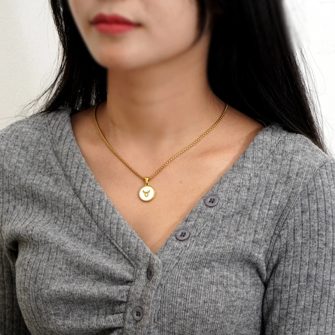 Collier Initiale en Acier Inoxydable 304 Plaqué Or 18K Avec Pendentif Alphabet Rond en Nacre Pour Femme Bijoux