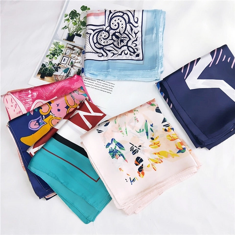 Elegante Foulard Quadrato Stampato Da Donna Bandana In Raso Effetto Raso Vintage Floreale Geometrico Fazzoletto Da Collo Accessorio Per Borsa