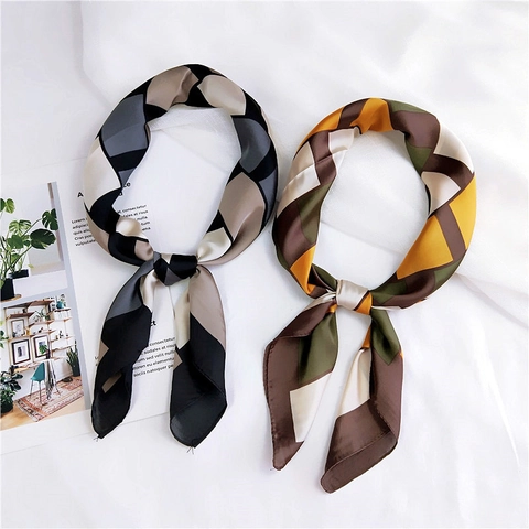 Foulard Quadrato Con Motivo Geometrico Satin Effetto Raso Bandana Di Moda Foulard Da Collo Professionale Per Donne