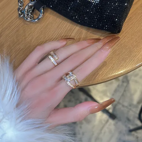 Women Luxury Adjustable Open Ring Copper Real Gold Plated Geometric Cross Shell Inlay Zircon Rhinestone Jewelry Accessory