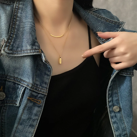 Collana Doppio Strato In Acciaio Inossidabile Donna Minimalista Elegante Ciondolo Rettangolare Lettere Barra Ad Arco Gioielli