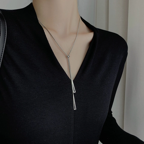 Minimalistische Geometrische Dreieck Schiebe Halskette Damen Koreanischen Kalt Stil Legierung Galvanisierte Verstellbare Lange Pullover Kette Halskette
