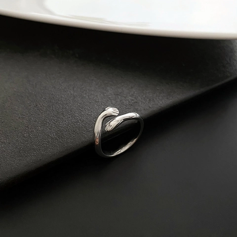 Minimalist Romantic Embrace Hands Hug Ring Titanium Steel Open Adjustable Jewelry Accessory Gift For Women