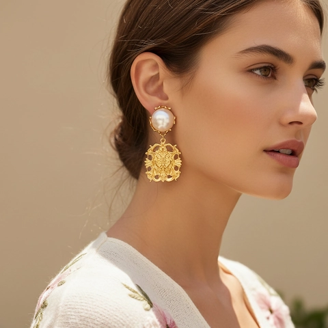 Baroque Retro Drop Earrings With Hollow Lion Head Relief Alloy Imitation Artificial Pearl And Stainless Steel Earring Post