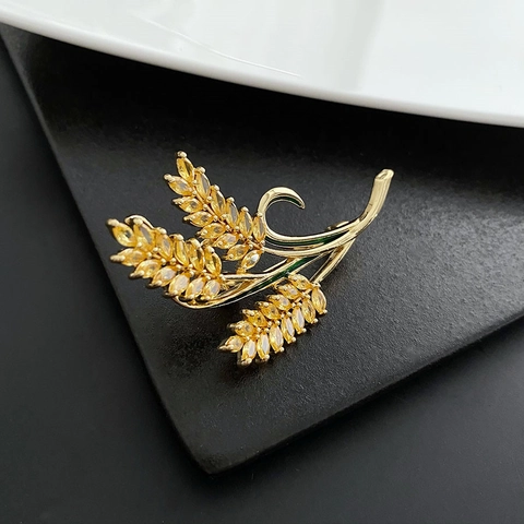 Elegante Spilla A Spiga Di Grano Rame Placcato Oro Con Zirconia Gialla Taglio Marquise Accessorio Abito