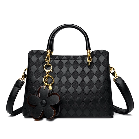 Borsa Da Donna In Pelle PU Trapuntata Hardware Dorato Manico Superiore Tracolla Con Ciondolo A Fiore Elegante