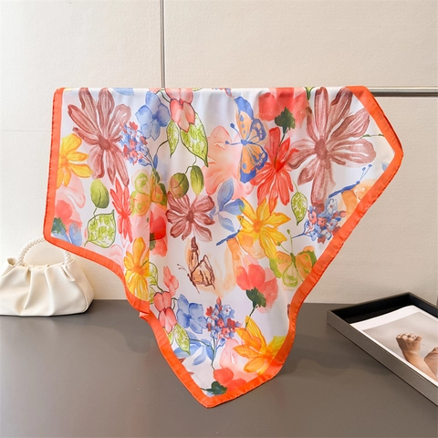 Foulard Quadrato Con Stampa Floreale E Farfalle Imitazione Raso Stile Romantico Francese Elegante Sciarpa Versatile Da Donna