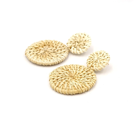 Bohemian Handmade Woven Rattan Earrings For Women Minimalist Natural Round Straw Drop Earrings Beach Vacation Fashion Jewelry
