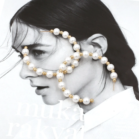 Elegant C Shaped Hoop Earrings White Imitation Artificial Pearl Gold Alloy Beaded French Vintage Style Minimalist Jewelry For Women