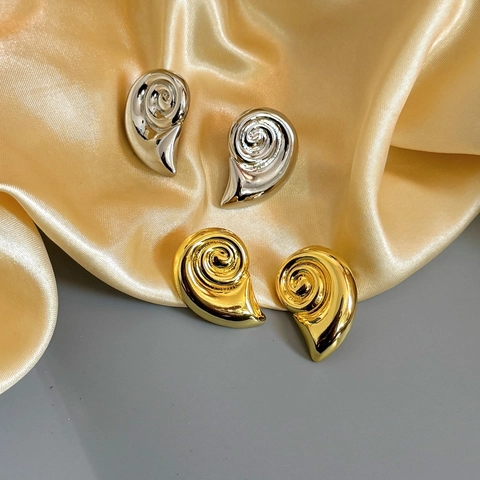 Copper Spiral Snail Shell Stud Earrings For Women 18K Gold Plated Geometric Minimalist High Polish Metallic Jewelry