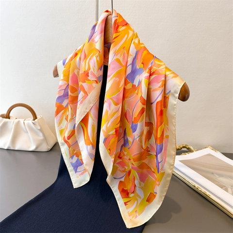 Elegante Foulard Quadrato Con Stampa Floreale Imitazione Raso Satine Bandana Accessorio Chic Versatile Per Donna