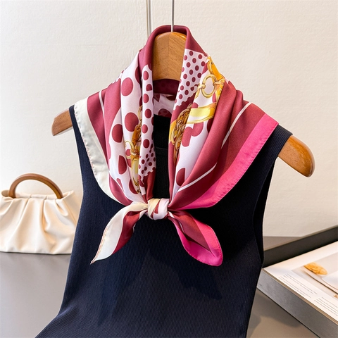 Elegant Square Scarf Polka Dot Golden Chain Print Imitation Satin Satin Fashion Bandana Headwrap For Women