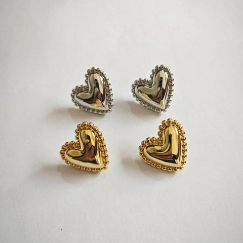 Boucles D Oreilles Coeur Vintage Avec Bordure Perlée Cuivre Plaqué Or 18K Poli Élégant Pour Femmes