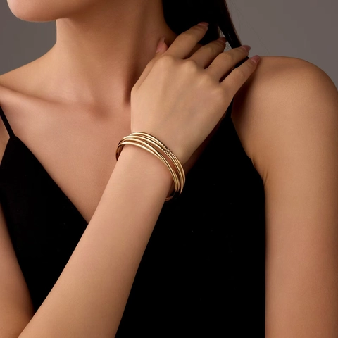 Multi Layer Geschwungener Offener Armreif Kupfer 18K Gold Plattiert Verstellbar Kreuz Linie Armband Für Damen