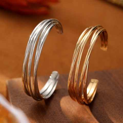 Multi Layer Geschwungener Offener Armreif Kupfer 18K Gold Plattiert Verstellbar Kreuz Linie Armband Für Damen