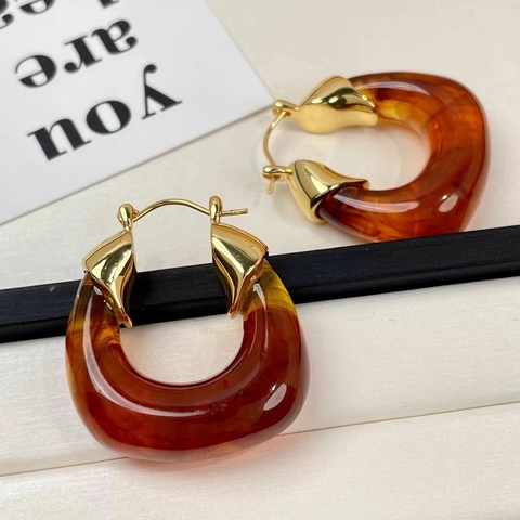 Amber Harz U-Förmige Ohrstecker Mit Kupfer Vergoldetem Metall Geometrischer Retro Nischenstil Schmuck Für Damen
