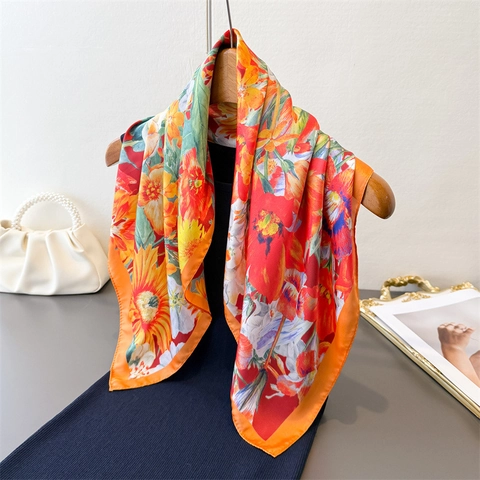 Foulard Quadrato Con Stampa Floreale Elegante Retro In Raso Di Poliestere Per Donna Accessorio Di Moda Versatile