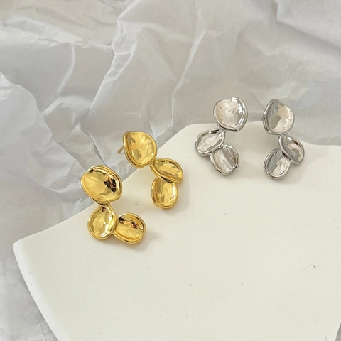 Irregular Organic Petal Stud Earrings Copper Molten Metal Abstract Texture Minimalist Modern Jewelry For Women