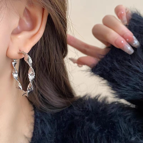 Gedraaide Geometrische Grote Creolen Met 925 Sterling Zilveren Oorsteker Koper Minimalistische Stijl Voor Dames