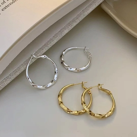Gevlochten Creolen Met 925 Sterling Zilveren Oorknopje Koper Minimalistisch Luxe Vintage Sieraden Voor Vrouwen