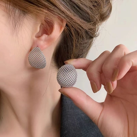 Hohl Gitter Strukturierte Kupfer Ohrstecker Mit 925 Sterling Silber Ohrstift Nische Geometrische C-Form Für Frauen
