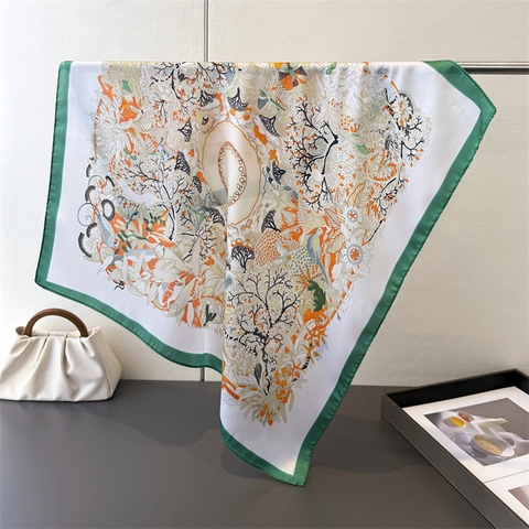Women Square Scarf Floral Bird Print Satin Faux Satin Elegant Shawl Chic Neck Wrap Head Scarf Hair Band Accessory