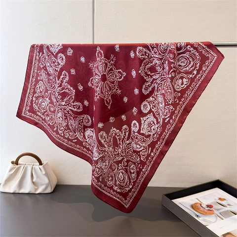 Paisley Print Satin Square Scarf Vintage Satin Like Bandana Neck Head Wrap For Women Elegant Floral Pattern