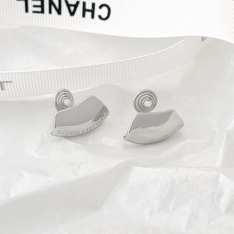 Waaiervormige Geometrische Koperen Oorbellen Met Gravure Spiegelglans Afwerking Clip On Sieraden Voor Dames