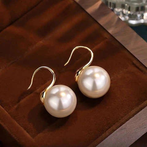 Élégantes Boucles D Oreilles Pendantes À Crochet En Künstliche Perle Bijoux En Cuivre Plqué Or Pour Femmes Style Chic