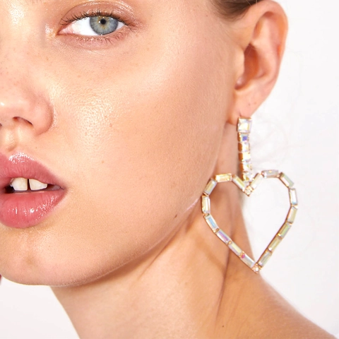 Heart Shape Dangle Earrings Alloy With Colorful Rhinestones Geometric Hollow Out Statement Jewelry For Women