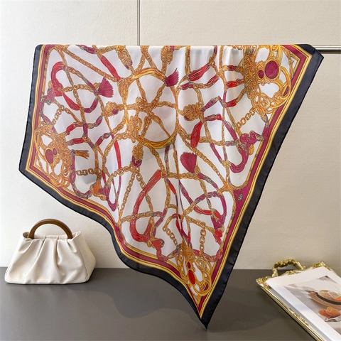 Vintage Chain Print Square Scarf Polyester Satin Neck Headscarf Versatile Elegant Fashion Accessories For Women