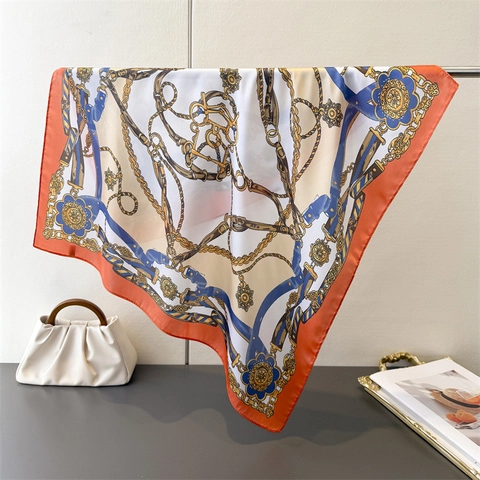 Women Retro Equestrian Chain Print Square Scarf Satin Feeling Faux Satin Headscarf Shawl Elegant Vintage Accessory
