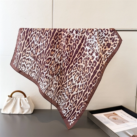 Leopard Print Square Scarf Faux Satin Satin Headscarf Versatile Chic Shawl For Women Elegant Neck Wrap